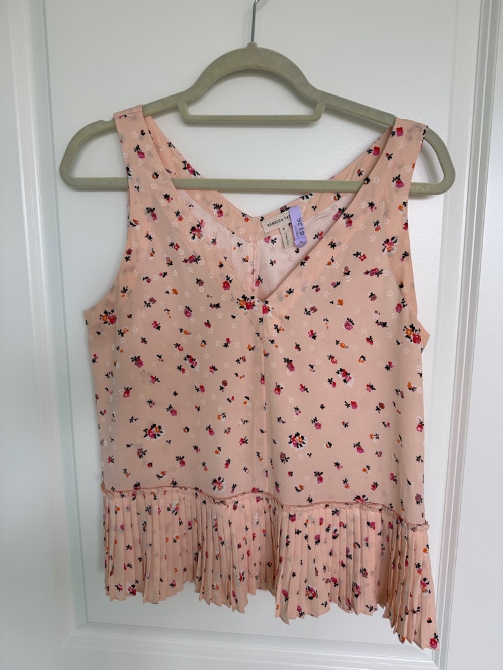 Women’s EUCRebecca Taylor Peach Floral V-Neck Tank with pleats size 6